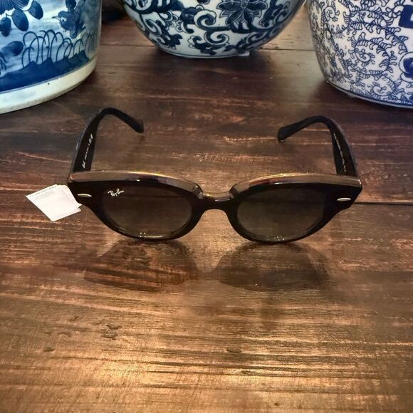 Ray-Ban Roundabout RB2192 - Picture 2 of 7